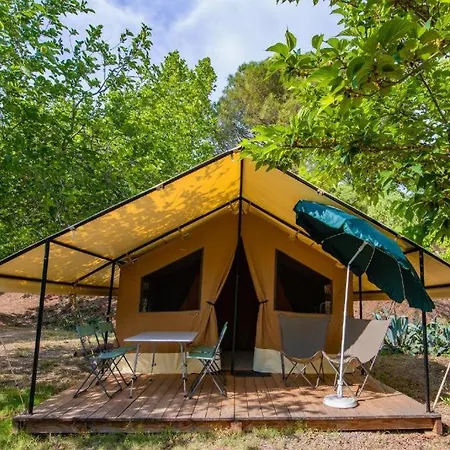 Onlycamp De مكان تخييم *